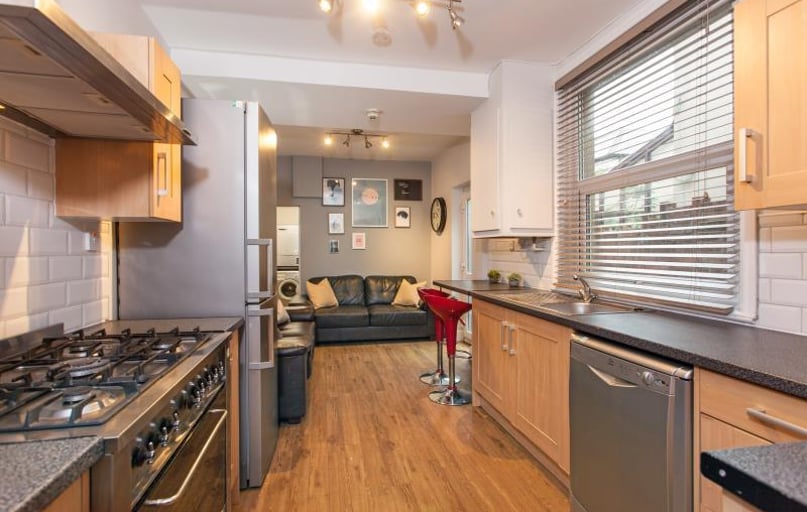 Inverness Place, Cathays, Cardiff - Image 1